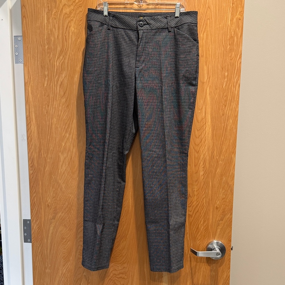 Lee woman’s Dark Gray Patterned Dress Pants